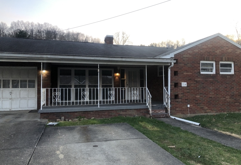 214 5th Street  New Haven, WV  25265